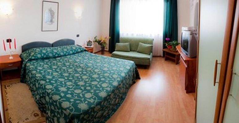 Hotel Makin Novigrad Istria Pokoj fotografie